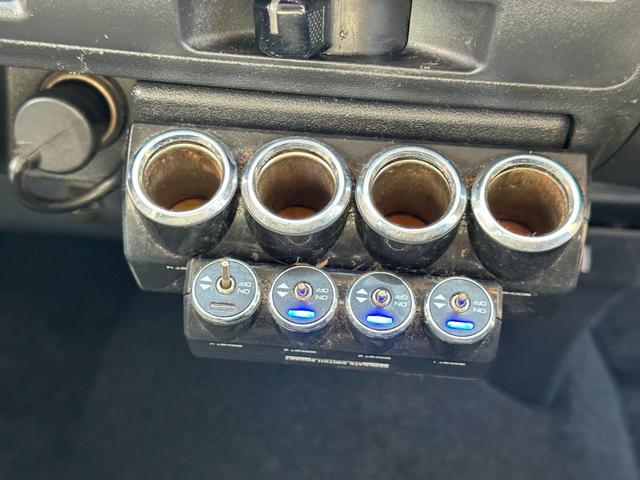 ハイエースバン 　■５ドア■ＥＴＣ■助手席エアバッグ■２０万キロＴベルト交換■最大積載量１２５０ｋｇ■リアヒータークーラー■パワーウィンドウ■シートカバー（27枚目）