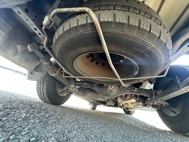 ハイエースバン 　■５ドア■ＥＴＣ■助手席エアバッグ■２０万キロＴベルト交換■最大積載量１２５０ｋｇ■リアヒータークーラー■パワーウィンドウ■シートカバー（33枚目）
