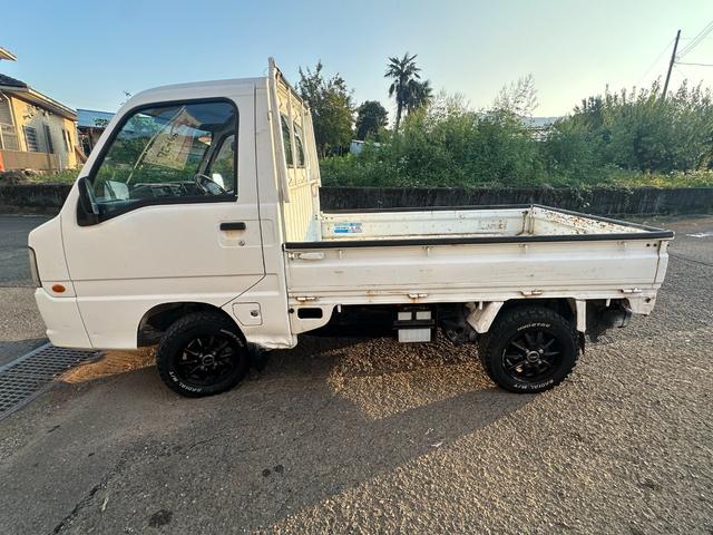 サンバートラック TB プロフェッショナル ■2ドア■マッドタイヤ■5速マニュアル■4WD(5枚目)