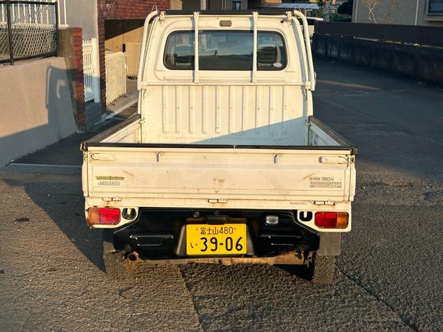 サンバートラック TB プロフェッショナル ■2ドア■マッドタイヤ■5速マニュアル■4WD(7枚目)