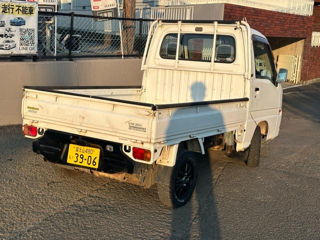 サンバートラック TB プロフェッショナル ■2ドア■マッドタイヤ■5速マニュアル■4WD(9枚目)