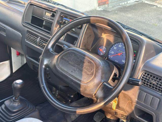 サンバートラック TB プロフェッショナル ■2ドア■マッドタイヤ■5速マニュアル■4WD(16枚目)