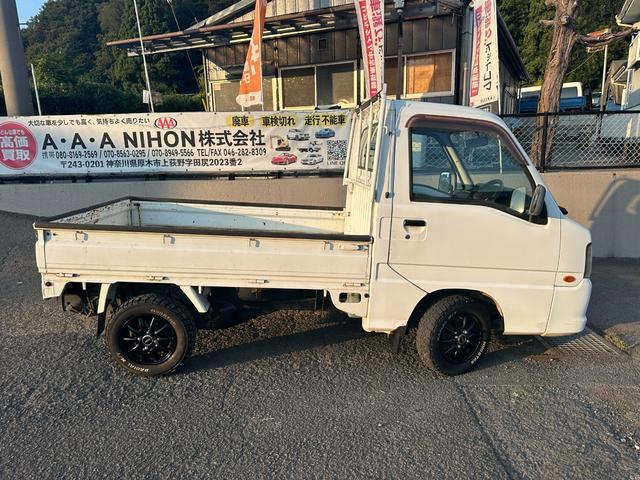 サンバートラック TB プロフェッショナル ■2ドア■マッドタイヤ■5速マニュアル■4WD(34枚目)