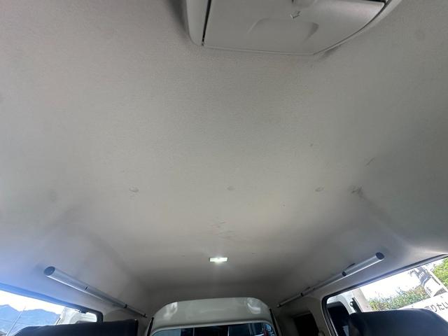 エブリイワゴン ＰＺターボ　■左側パワースライドドア■デュアルカメラブレーキサポート■プッシュスタート■スマートキー■リアパーキングセンサー■車線逸脱警報機能■ＥＴＣ■助手席エアバッグ■ステアリングスイッチ■メンテナンスノート（16枚目）