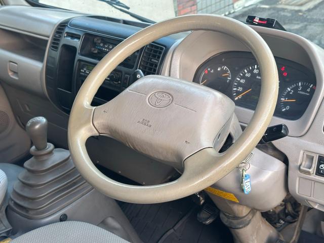 トヨエース 　■４ドア■ディーゼルターボ■パワーウィンドウ■ＥＴＣ■５速マニュアル■エアコン■リアクーラー■２０万キロ時Ｔベルト交換歴有■スペアタイヤ（18枚目）