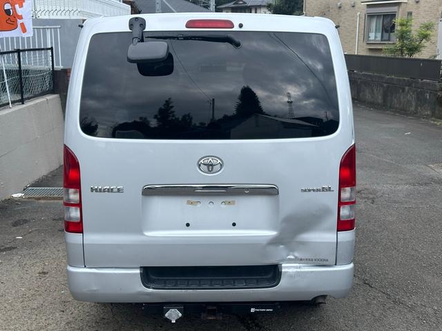 ハイエースバン ロングスーパーＧＬ　■５ドア■スペアタイヤ■パワーウィンドウ■ＥＴＣ■ナビ■キーレス■リアエアコン　ヒーター■ＴＶ■２３万キロ時Ｔベルト交換歴有（8枚目）
