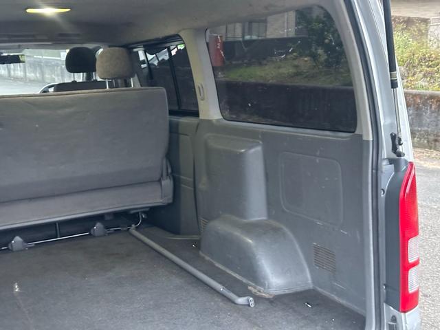 ハイエースバン ロングスーパーＧＬ　■５ドア■スペアタイヤ■パワーウィンドウ■ＥＴＣ■ナビ■キーレス■リアエアコン　ヒーター■ＴＶ■２３万キロ時Ｔベルト交換歴有（14枚目）