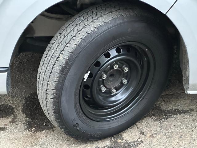 ハイエースバン ロングスーパーＧＬ　■５ドア■スペアタイヤ■パワーウィンドウ■ＥＴＣ■ナビ■キーレス■リアエアコン　ヒーター■ＴＶ■２３万キロ時Ｔベルト交換歴有（39枚目）