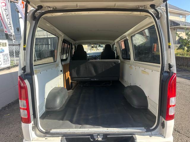 レジアスエースバン ロングＤＸ　ＧＬパッケージ　■ディーゼルターボ■３型後期■スペアタイヤ■積載量１２５０Ｋｇ■１０万キロ時Ｔベルト交換歴有■パワーウィンドウ■キーレス■ナビ■ＴＶ■ＢＴオーディオ（10枚目）