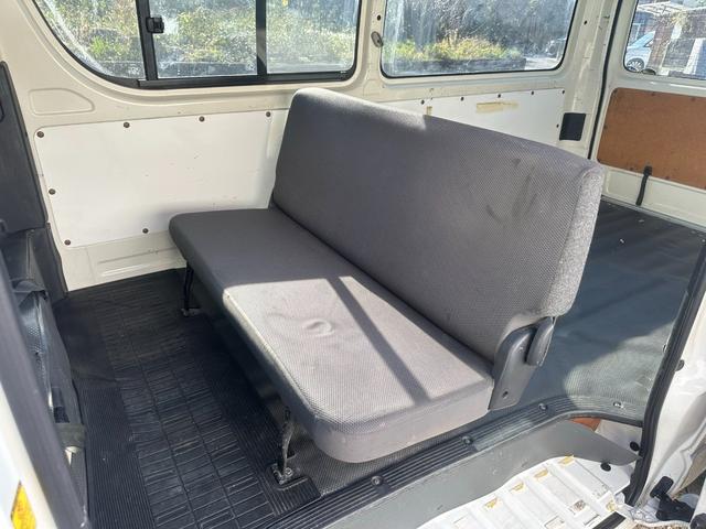 レジアスエースバン ロングＤＸ　ＧＬパッケージ　■ディーゼルターボ■３型後期■スペアタイヤ■積載量１２５０Ｋｇ■１０万キロ時Ｔベルト交換歴有■パワーウィンドウ■キーレス■ナビ■ＴＶ■ＢＴオーディオ（14枚目）