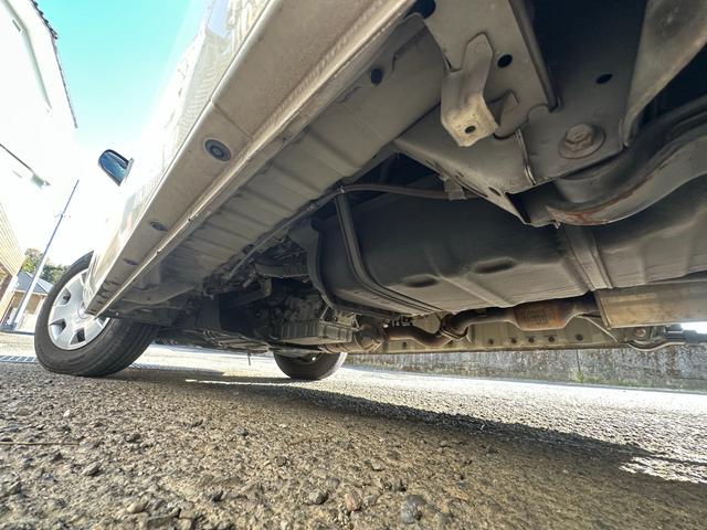 レジアスエースバン ロングＤＸ　ＧＬパッケージ　■ディーゼルターボ■３型後期■スペアタイヤ■積載量１２５０Ｋｇ■１０万キロ時Ｔベルト交換歴有■パワーウィンドウ■キーレス■ナビ■ＴＶ■ＢＴオーディオ（32枚目）