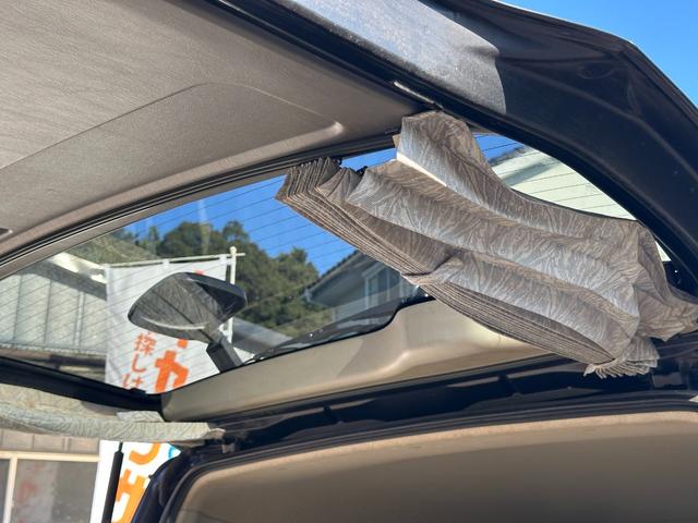 ハイエースバン ロングスーパーGL ■5ドア■4WD■ナビ■TV■バックカメラ■ETC■ベッドキット■AC100V■カーテン■リアエアコンヒーター■パワーウィンドウ■キーレス■エンジンスターター■スペアキー(14枚目)