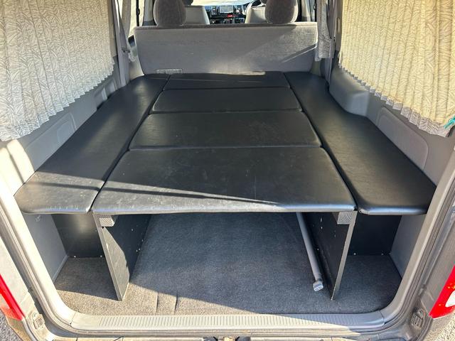 ハイエースバン ロングスーパーGL ■5ドア■4WD■ナビ■TV■バックカメラ■ETC■ベッドキット■AC100V■カーテン■リアエアコンヒーター■パワーウィンドウ■キーレス■エンジンスターター■スペアキー(15枚目)