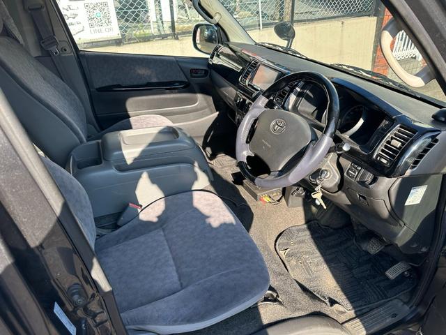 ハイエースバン ロングスーパーGL ■5ドア■4WD■ナビ■TV■バックカメラ■ETC■ベッドキット■AC100V■カーテン■リアエアコンヒーター■パワーウィンドウ■キーレス■エンジンスターター■スペアキー(23枚目)