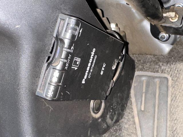 ハイエースバン ロングスーパーGL ■5ドア■4WD■ナビ■TV■バックカメラ■ETC■ベッドキット■AC100V■カーテン■リアエアコンヒーター■パワーウィンドウ■キーレス■エンジンスターター■スペアキー(31枚目)