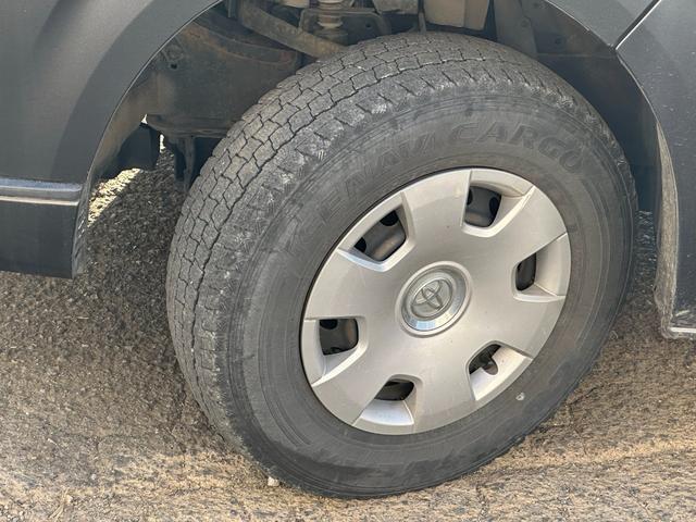 ハイエースバン ロングスーパーGL ■5ドア■4WD■ナビ■TV■バックカメラ■ETC■ベッドキット■AC100V■カーテン■リアエアコンヒーター■パワーウィンドウ■キーレス■エンジンスターター■スペアキー(35枚目)