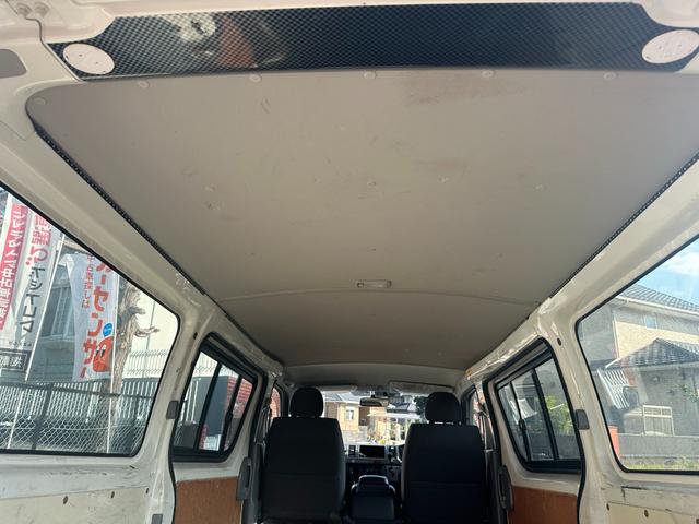 レジアスエースバン ロングＤＸ　■５ドア■ディーゼルターボ■積載量１２５０ｋｇ■１０万キロ時Ｔベルト交換歴有■パワーウィンドウ■パワーステアリング■ＥＴＣ■フロントフォグ■集中ドアロック■キーレス（13枚目）