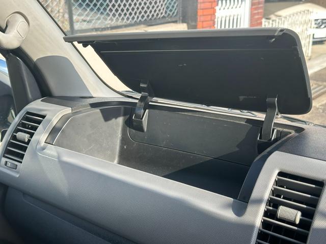 レジアスエースバン ロングＤＸ　■５ドア■ディーゼルターボ■積載量１２５０ｋｇ■１０万キロ時Ｔベルト交換歴有■パワーウィンドウ■パワーステアリング■ＥＴＣ■フロントフォグ■集中ドアロック■キーレス（22枚目）