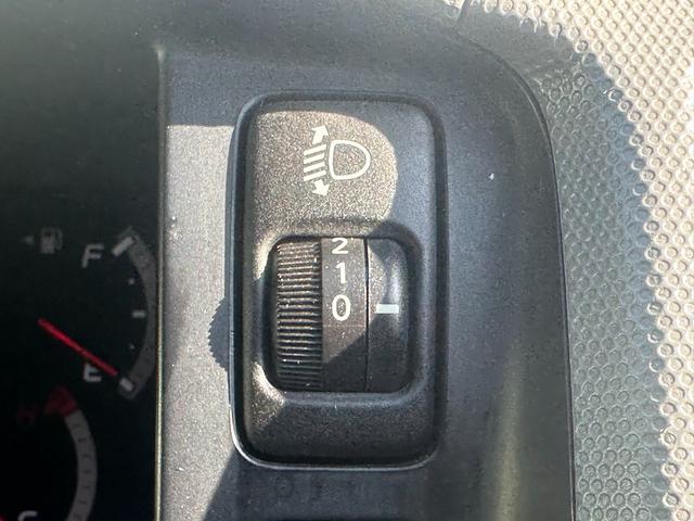 レジアスエースバン ロングＤＸ　■５ドア■ディーゼルターボ■積載量１２５０ｋｇ■１０万キロ時Ｔベルト交換歴有■パワーウィンドウ■パワーステアリング■ＥＴＣ■フロントフォグ■集中ドアロック■キーレス（25枚目）