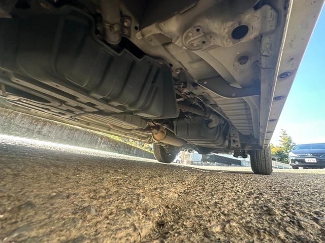 レジアスエースバン ロングＤＸ　■５ドア■ディーゼルターボ■積載量１２５０ｋｇ■１０万キロ時Ｔベルト交換歴有■パワーウィンドウ■パワーステアリング■ＥＴＣ■フロントフォグ■集中ドアロック■キーレス（34枚目）