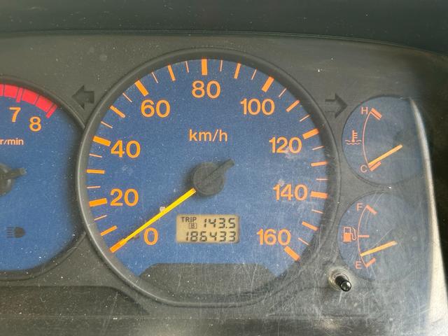 タイタンダッシュ 　■４ドア■５速マニュアル■ＡＣ■６人乗り■ＥＴＣ■パワーウィンドウ（19枚目）