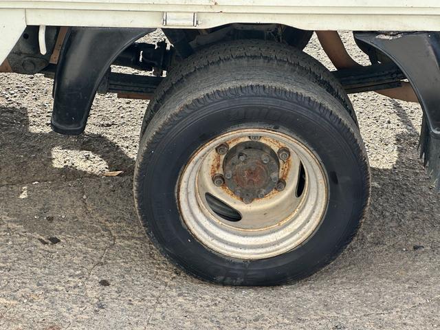 タイタンダッシュ 　■４ドア■５速マニュアル■ＡＣ■６人乗り■ＥＴＣ■パワーウィンドウ（27枚目）