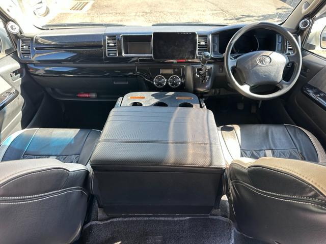 ハイエースバン ＳロングワイドＤＸ　ＧＬパッケージ　■５ドア■ディーゼルターボ■３型■ローダウン■パナソニックナビ■ＴＶ■バックカメラ■キーレス■モニター■リアヒーターエアコン■ＥＴＣ■ウィンカー付きサイドミラー■スペアタイヤ■社外スピーカー（27枚目）