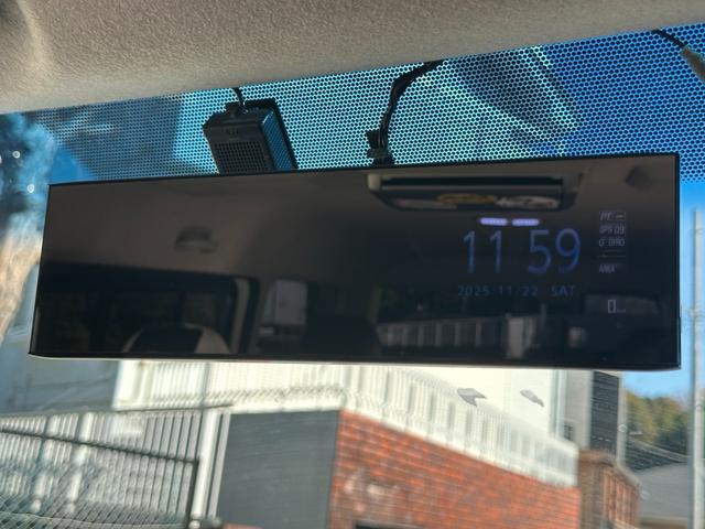 ハイエースバン ＳロングワイドＤＸ　ＧＬパッケージ　■５ドア■ディーゼルターボ■３型■ローダウン■パナソニックナビ■ＴＶ■バックカメラ■キーレス■モニター■リアヒーターエアコン■ＥＴＣ■ウィンカー付きサイドミラー■スペアタイヤ■社外スピーカー（31枚目）