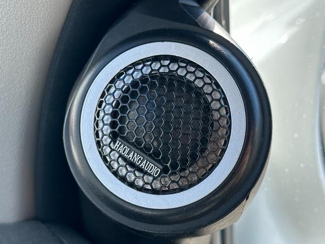 ハイエースバン ＳロングワイドＤＸ　ＧＬパッケージ　■５ドア■ディーゼルターボ■３型■ローダウン■パナソニックナビ■ＴＶ■バックカメラ■キーレス■モニター■リアヒーターエアコン■ＥＴＣ■ウィンカー付きサイドミラー■スペアタイヤ■社外スピーカー（48枚目）