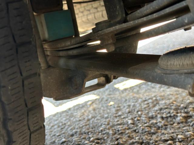 ハイエースバン ＳロングワイドＤＸ　ＧＬパッケージ　■５ドア■ディーゼルターボ■３型■ローダウン■パナソニックナビ■ＴＶ■バックカメラ■キーレス■モニター■リアヒーターエアコン■ＥＴＣ■ウィンカー付きサイドミラー■スペアタイヤ■社外スピーカー（55枚目）