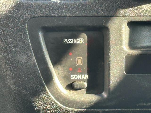 レジアスエースバン ロングスーパーGL ■5ドア■ディーゼルターボ■Tベルト交換歴有■リアヒーターエアコン■AC100V■キーレス■パワーウィンドウ■ナビ■TV■バックカメラ■BTオーディオ■ETC■助手席エアバッグ(30枚目)