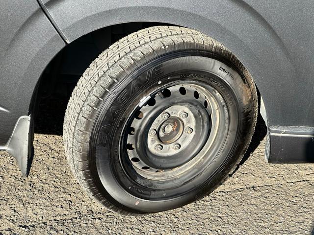 レジアスエースバン ロングスーパーGL ■5ドア■ディーゼルターボ■Tベルト交換歴有■リアヒーターエアコン■AC100V■キーレス■パワーウィンドウ■ナビ■TV■バックカメラ■BTオーディオ■ETC■助手席エアバッグ(40枚目)