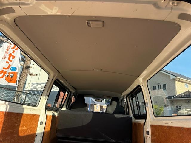 ハイエースバン ロングDX ■5ドア■ディーゼルターボ■4型■10万キロ時Tベルト交換歴有■1250Kg■ETC■バックカメラ■BTオーディオ■ナビ■TV■キーレス■レザーシート(10枚目)
