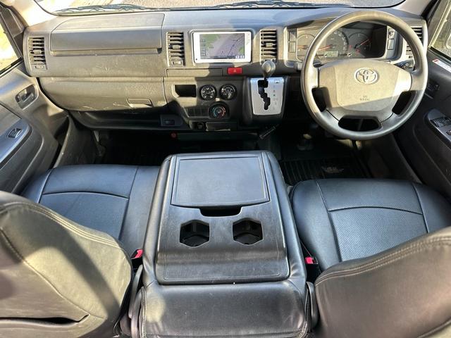 ハイエースバン ロングDX ■5ドア■ディーゼルターボ■4型■10万キロ時Tベルト交換歴有■1250Kg■ETC■バックカメラ■BTオーディオ■ナビ■TV■キーレス■レザーシート(18枚目)