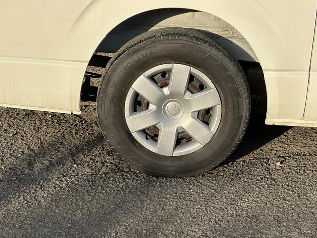 ハイエースバン ロングDX ■5ドア■ディーゼルターボ■4型■10万キロ時Tベルト交換歴有■1250Kg■ETC■バックカメラ■BTオーディオ■ナビ■TV■キーレス■レザーシート(34枚目)