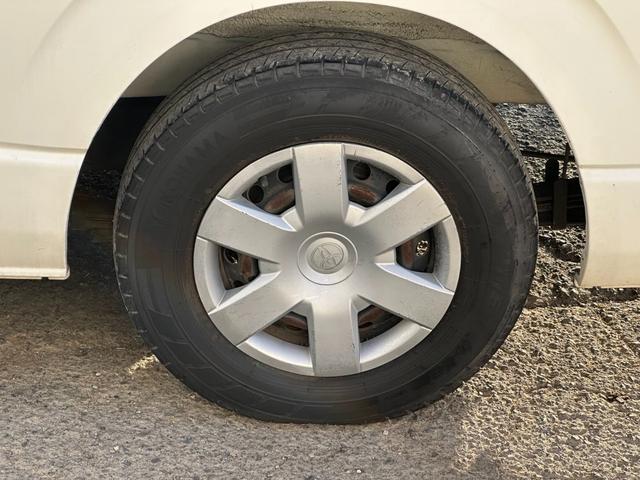 ハイエースバン ロングDX ■5ドア■ディーゼルターボ■4型■10万キロ時Tベルト交換歴有■1250Kg■ETC■バックカメラ■BTオーディオ■ナビ■TV■キーレス■レザーシート(35枚目)