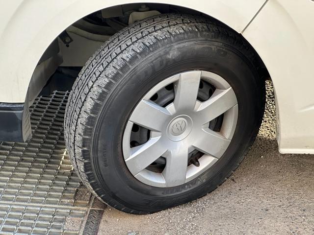 ハイエースバン ロングDX ■5ドア■ディーゼルターボ■4型■10万キロ時Tベルト交換歴有■1250Kg■ETC■バックカメラ■BTオーディオ■ナビ■TV■キーレス■レザーシート(36枚目)