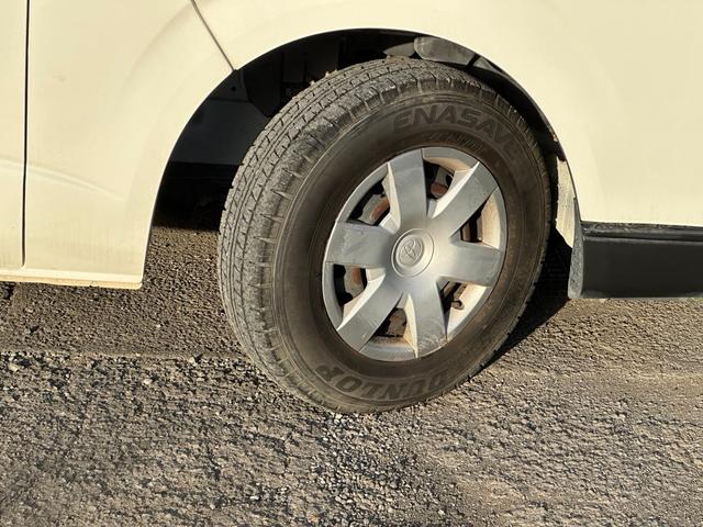 ハイエースバン ロングDX ■5ドア■ディーゼルターボ■4型■10万キロ時Tベルト交換歴有■1250Kg■ETC■バックカメラ■BTオーディオ■ナビ■TV■キーレス■レザーシート(37枚目)