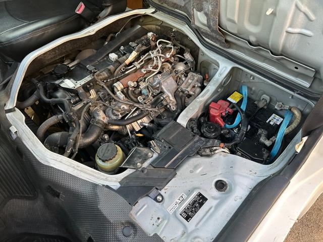 ハイエースバン ロングDX ■5ドア■ディーゼルターボ■4型■10万キロ時Tベルト交換歴有■1250Kg■ETC■バックカメラ■BTオーディオ■ナビ■TV■キーレス■レザーシート(40枚目)