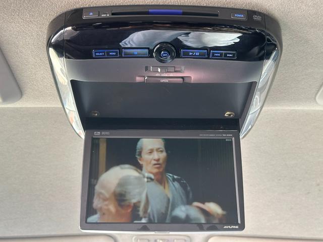 ハイエースワゴン GL タイミングチェーン/左パワースライドドア/BTオーディオ/バックカメラ/ETC/社外コンビハンドル/社外シフトノブ/社外テールライト/社外ボンネット/リアACヒーター/AC100V/キーレス/ドラレコ(17枚目)