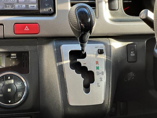 ハイエースワゴン GL タイミングチェーン/左パワースライドドア/BTオーディオ/バックカメラ/ETC/社外コンビハンドル/社外シフトノブ/社外テールライト/社外ボンネット/リアACヒーター/AC100V/キーレス/ドラレコ(26枚目)