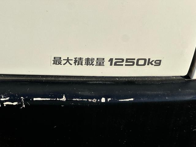 ���T�h�A���f�B�[�[���^�[�{���s�x���g������L���d�s�b���ύڗʂP�Q�T�O�j��