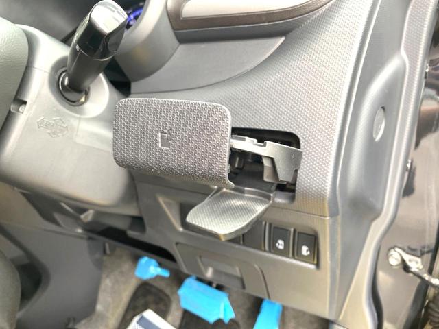 ソリオ Ｓ　両側電動スライドドア　禁煙車　ナビ　バックカメラ　ＥＴＣ　Ｂｌｕｅｔｏｏｔｈ　スマートキー　ＨＩＤヘッドライト　オートライト　革巻きステアリング（41枚目）