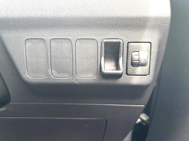 ミラカスタム Ｘ　禁煙車　純正オーディオ　オートエアコン　純正１４インチアルミホイール　フォグライト　ＣＤ再生　盗難防止装置　プライバシーガラス（43枚目）