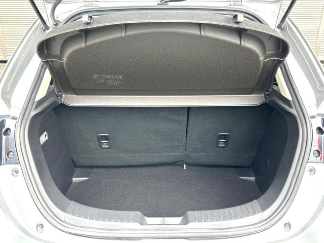 デミオ ＸＤツーリング　衝突軽減装置　禁煙車　純正ナビ　バックカメラ　ＥＴＣ　Ｂｌｕｅｔｏｏｔｈ　スマートキー　シートヒーター　ＬＥＤヘッドライト　クルーズコントロール　革巻きステアリング　パドルシフト　純正１６インチアルミ（34枚目）