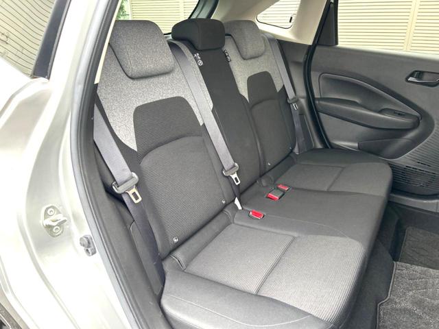 ノート Ｓ　インテリエマージェンシーブレーキ　禁煙車　純正ナビ　全周囲カメラ　ＥＴＣ　Ｂｌｕｅｔｏｏｔｈ　フルセグ　ドラレコ　スマートキー　ＬＥＤヘッドライト　ＬＥＤフォグライト　ＣＤ／ＤＶＤ再生　盗難防止装置（9枚目）
