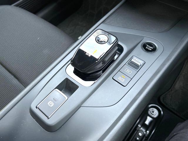 ノート Ｓ　インテリエマージェンシーブレーキ　禁煙車　純正ナビ　全周囲カメラ　ＥＴＣ　Ｂｌｕｅｔｏｏｔｈ　フルセグ　ドラレコ　スマートキー　ＬＥＤヘッドライト　ＬＥＤフォグライト　ＣＤ／ＤＶＤ再生　盗難防止装置（37枚目）