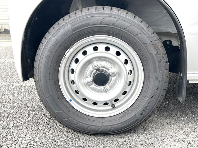 クリッパーバン ＤＸ　衝突軽減装置　禁煙車　レーンキープアシスト　クリアランスソナー　両側スライドドア　１オーナー　オーディオ　盗難防止装置　プライバシーガラス　アイドリングストップ（31枚目）