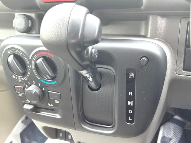 クリッパーバン ＤＸ　衝突軽減装置　禁煙車　レーンキープアシスト　クリアランスソナー　両側スライドドア　１オーナー　オーディオ　盗難防止装置　プライバシーガラス　アイドリングストップ（38枚目）