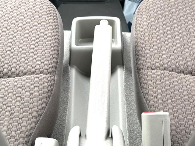 クリッパーバン ＤＸ　衝突軽減装置　禁煙車　レーンキープアシスト　クリアランスソナー　両側スライドドア　１オーナー　オーディオ　盗難防止装置　プライバシーガラス　アイドリングストップ（45枚目）